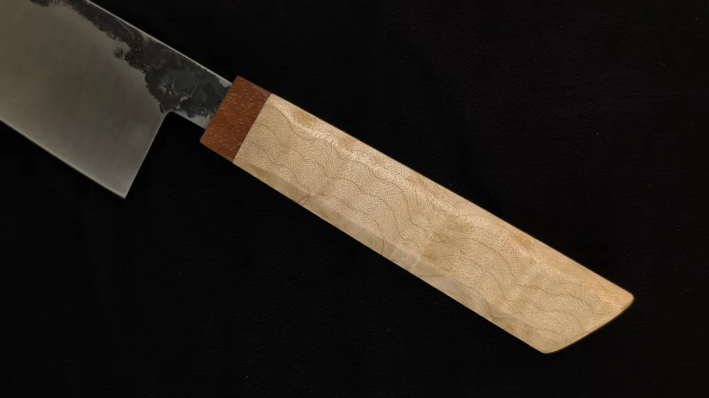 Santoku manche érable.webp